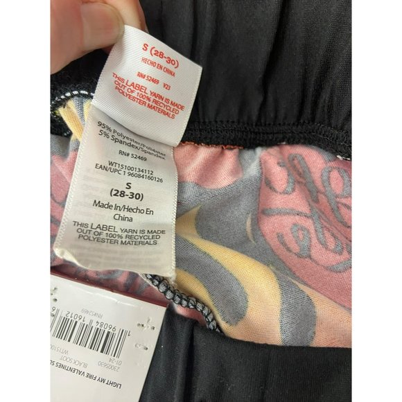 Way To Celebrate Valentine's Day Light My Fire Black Soot Flames Men's Size Smal - Picture 7 of 9